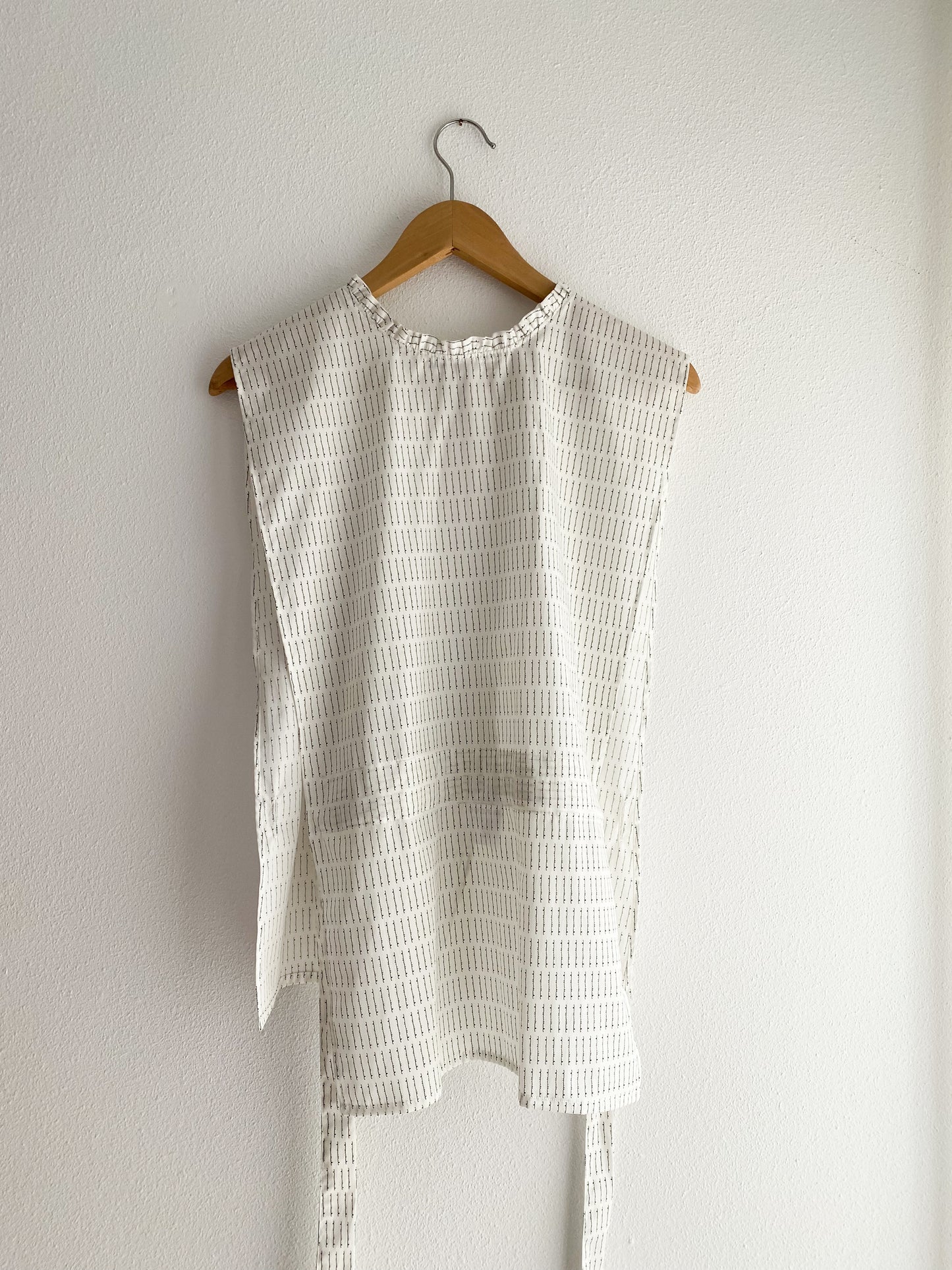 Shapeshift Shirt/Vest Cowrie
