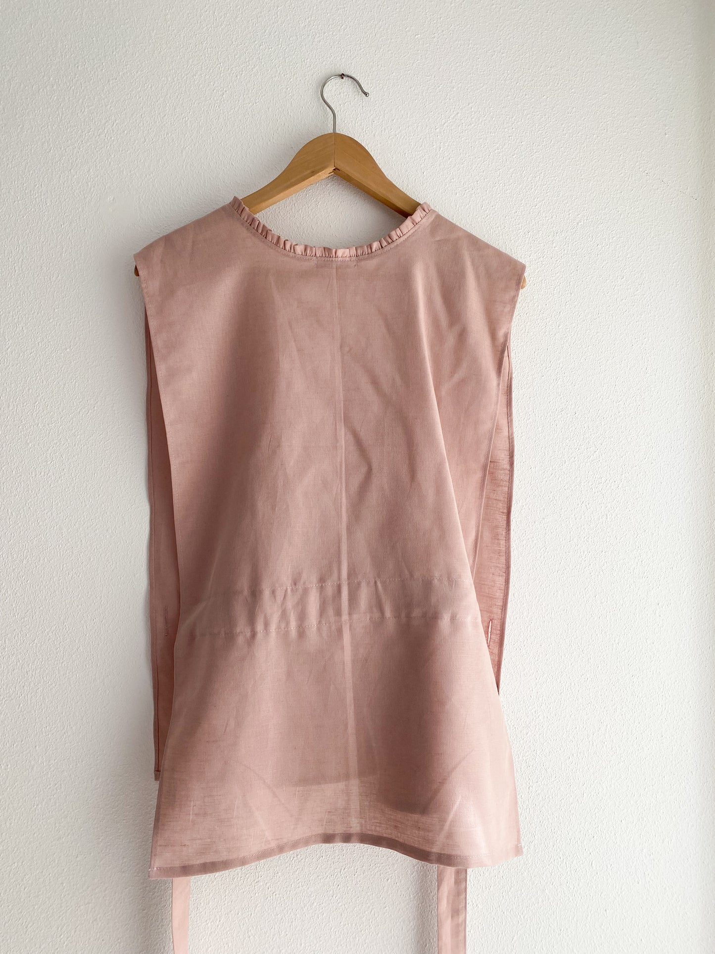 Shapeshift Shirt/Vest Hold Pink